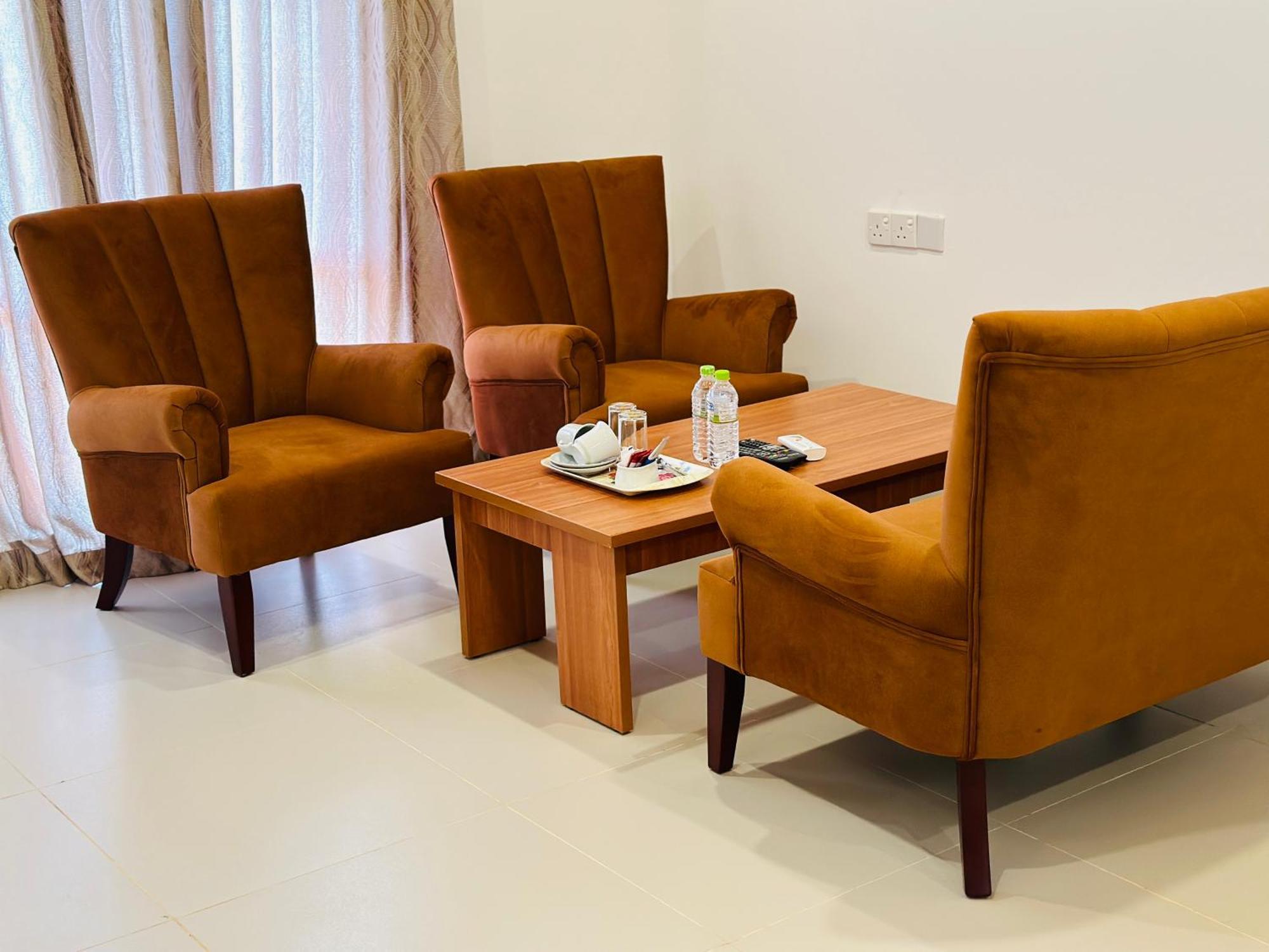 אנוראדפורה Gamodh Citadel Resort מראה חיצוני תמונה