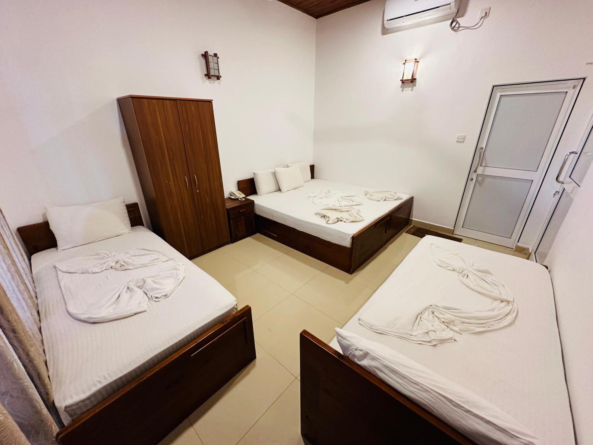 אנוראדפורה Gamodh Citadel Resort מראה חיצוני תמונה