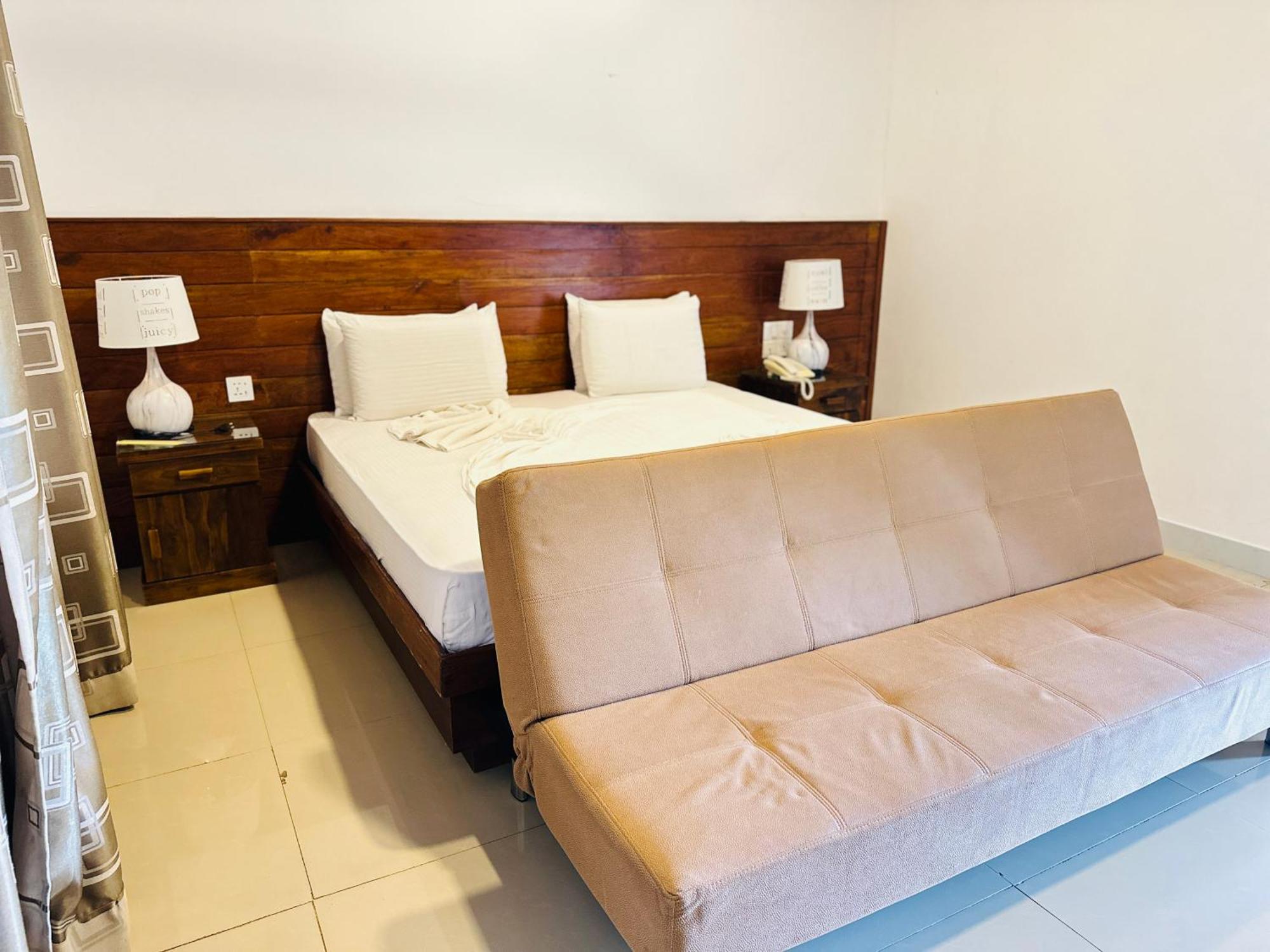 אנוראדפורה Gamodh Citadel Resort מראה חיצוני תמונה